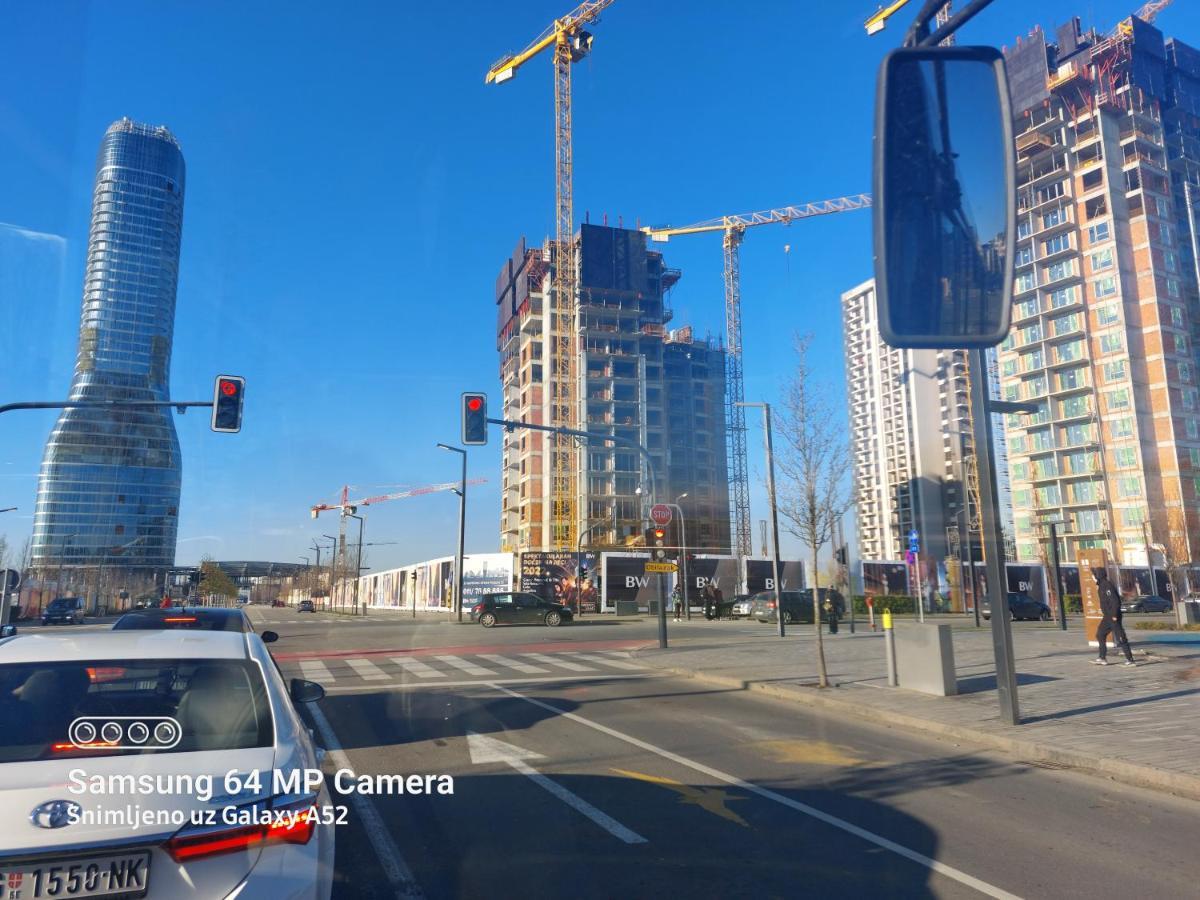 Apartment Daca Stan Belgrad Exteriör bild