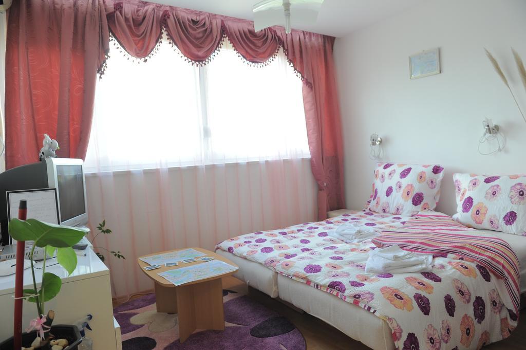 Apartment Daca Stan Belgrad Exteriör bild
